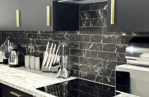 Superior 1-Bed Apartment with 2 Sofa Beds Sleeps 6 - Foto 3