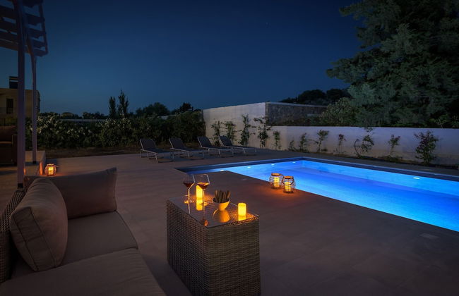 Casa Bianca Villa With Private Pool - Photo 12