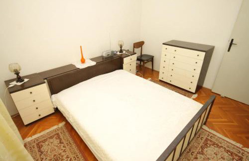 Apartments with a parking space Ugljan - 8404 - Foto 19