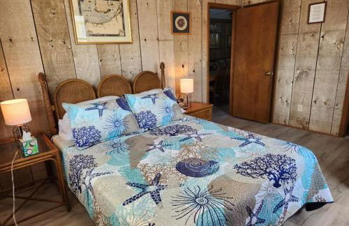 Spacious Beach House Steps to Sand - Foto 21