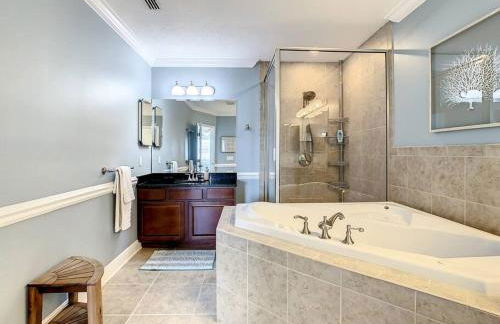 Clearwater Penthouse 5 min Beach walk Heated Pool - Foto 25