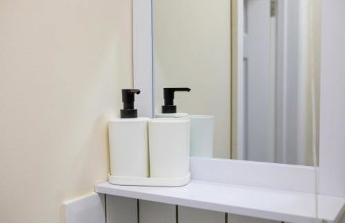 Modern Apartment Free Off Road Parking 2x Double Rooms Suite 11 - Foto 12