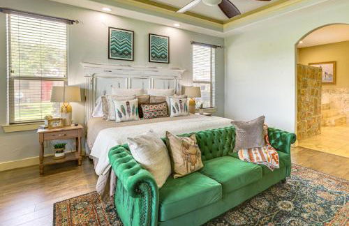 Lazy River Retreat in Cypress with Backyard Oasis! - Foto 10