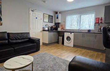 Reardon near warwick hospital, free parking, fast wifi, sleeps 5 - Foto 5