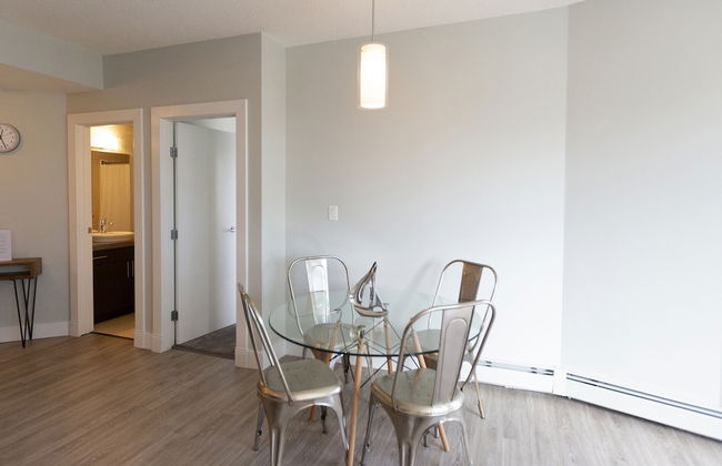 Icon 2 Apartments by Corporate Stays - Photo 21