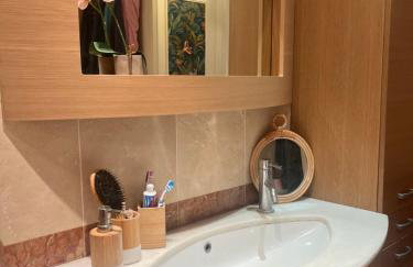 Appartement Nice CENTRE vue Mer avec piscine pour FAMILLE, couple d'amis pas de groupes de jeunes autorisés - Foto 23