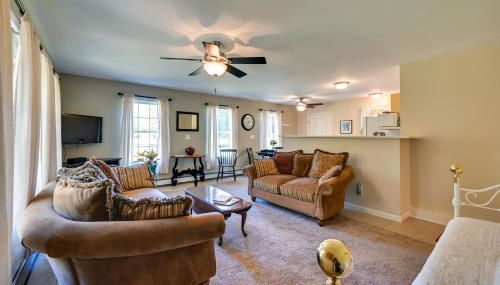 Quiet Killingworth Rental with Deck and Grill! - Foto 1