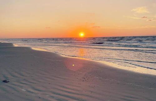 Hot Tub, Gas Grill, Tiki Bar w/TV, Dog Friendly - Foto 52