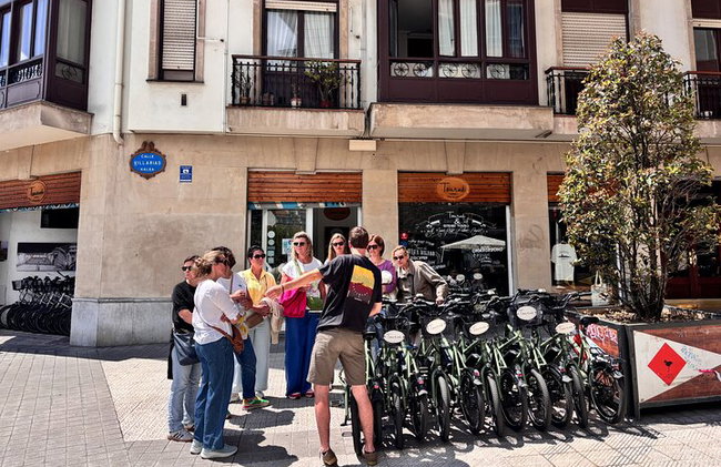 Bilbao Highlights Tour in E-Bike di 3 ore: tour per piccoli gruppi o privato - Foto 10