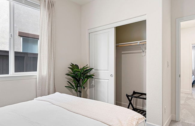 Stylish Sleek 4BR Nevada Home Near Downtown Reno - Foto 7