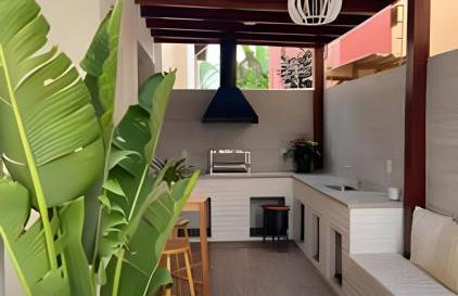 Adorável Casa em Cond. de frente para a Praia Rasa - Foto 6