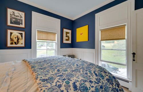 Gorgeous Victorian-Style House with Hilltop Pool! - Photo 18