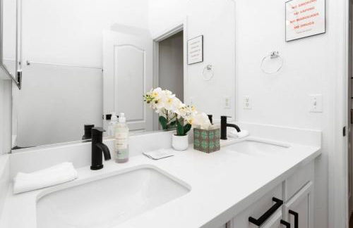 Fantastic 4BR with Pool and Games - Foto 39