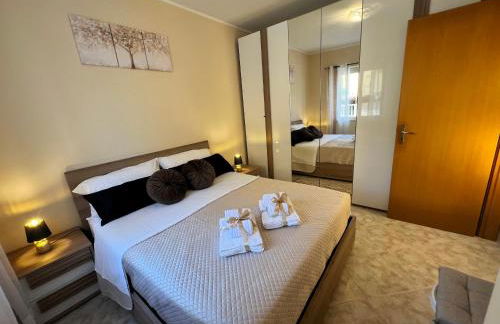 L' Antico Scoglio Appartamenti comfort Nocera Terinese Scalo - 4,7 e 11 Ospiti - Navetta Aeroporto-Stazione & Multi-Destinazioni - Piscina - Spiaggia a 300mt - Giardino e Zona pranzo all'aperto - WiFi & SmartTV - Aria Condizionata - Foto 52