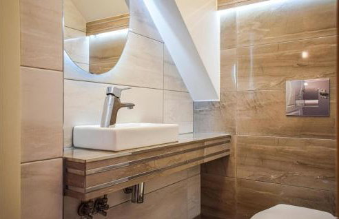 4 Bedroom Gorgeous Home In Nowe Warpno - Foto 29