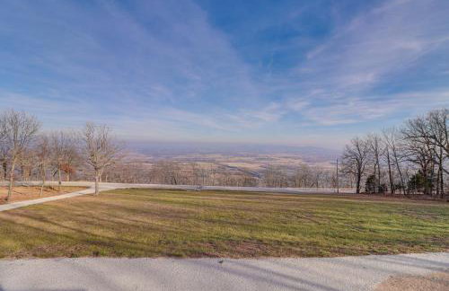 Spacious Harrison Vacation Rental with Deck and Views! - Foto 36