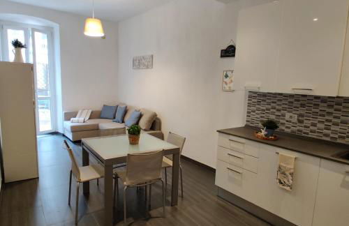 Vista sul carruggio, centro storico di Chiavari - Photo 25