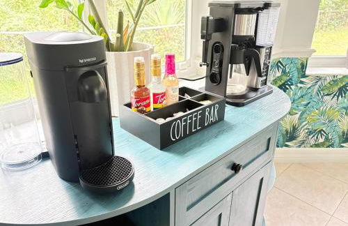 Heated Pool with Lanai- 10min from Beach- Lots of amenities - Foto 10