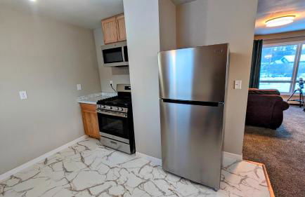 The Bear Den - Photo 11