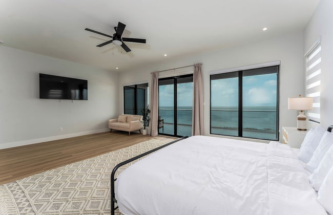 Spacious Bay - Photo 42