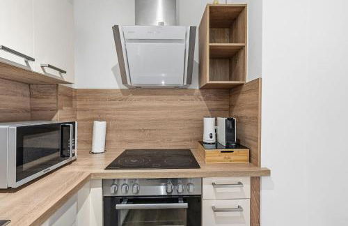 BetterStay Central Apartment for 6 People I 97m2 I Netflix I Kitchen - Foto 28