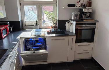 Stilvolle Wohnung mit Parkplatz - Foto 15