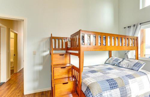 Lake Whatcom House with Private Hot Tub and Dock - Foto 24