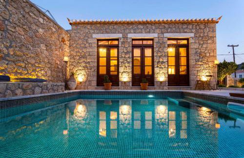 Mare Monte Luxury Suites - Photo 20