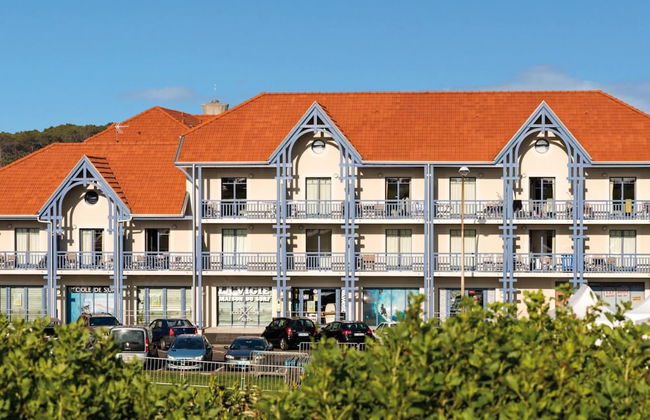 Apartment in Biscarosse Near Sandy Beach - Photo 17