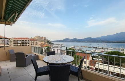 Appartement sur la baie, en centre ville - Foto 1