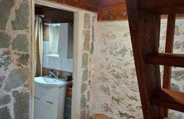 Woodstone House - Photo 10