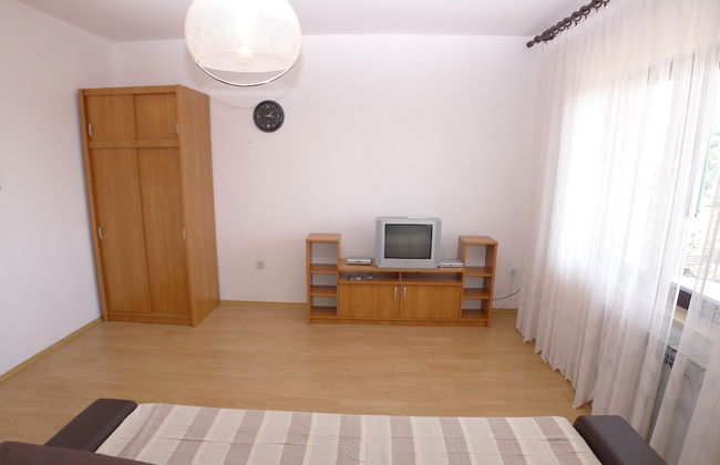 8 Person 3 Bed Apartment With Pool Near the Beach - Foto 3