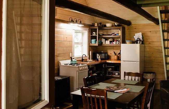 Portage Lakeside Cabins - Photo 12