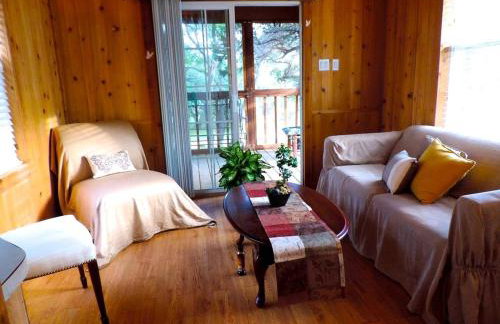 Peaceful Pet-Friendly Cabin Rental in San Antonio Countryside, Texas - Foto 6