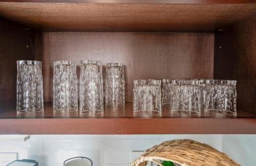 Spacious 3 Bed House near MD Anderson with Free Parking & Wi-Fi - Photo 25