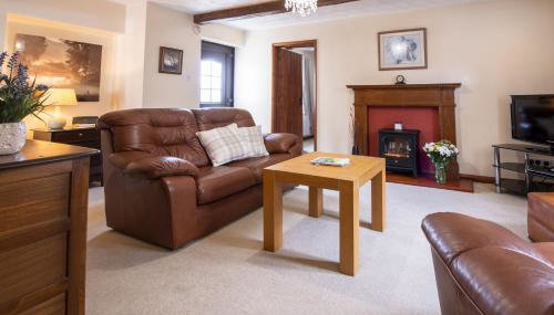 Corner Cottage - Photo 3