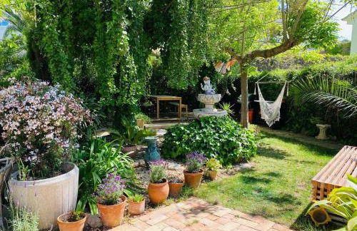 Charming apartment in a duplex with garden & balcony - Foto 1