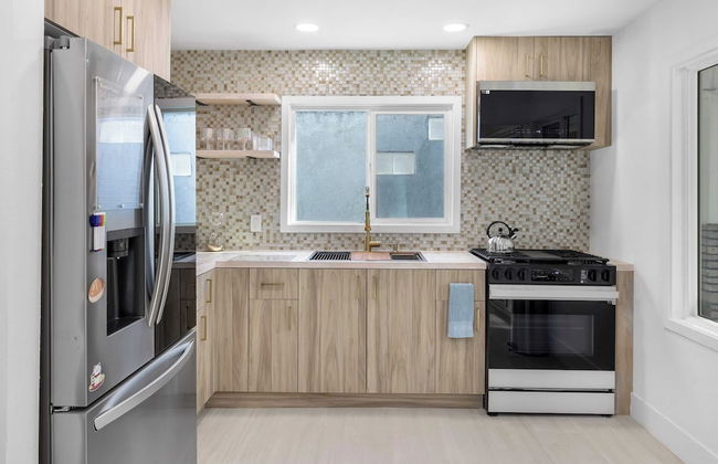 Steps to the Beach, Firepit & Patio Long-term Newport Beach Stay Coastal Cove - Foto 12