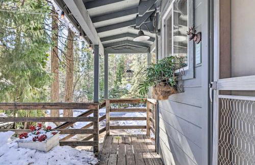 California Retreat with Deck, Fire Pit and Grill! - Foto 19