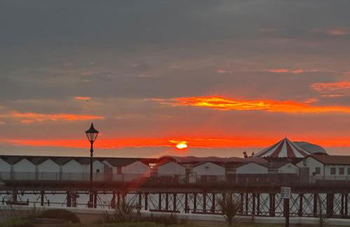 Bay escape beach apartment steps from the sea - Foto 19