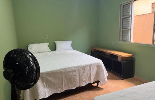 Casa ampla, confortável próx ao lago JK no centro - Foto 22