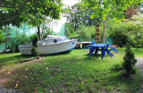 Bateau sur terre près du bassin - Foto 38