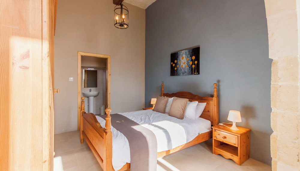 Naduri, Beautiful Gozitan Villa + Pool - Foto 1, Habitación