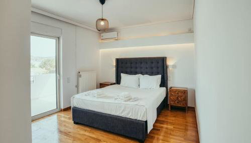 Grand Sea View Apartment 3' from Kavouri Beach - Photo 2, towels