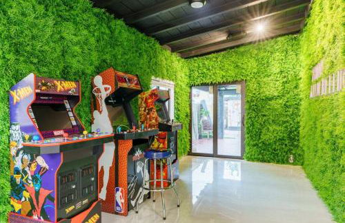 New Miami & Calle Ocho Home with Arcade! - Foto 5