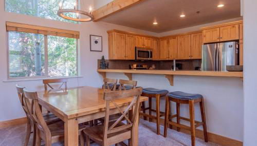 Bridgepoint Condo 08 - Photo 5