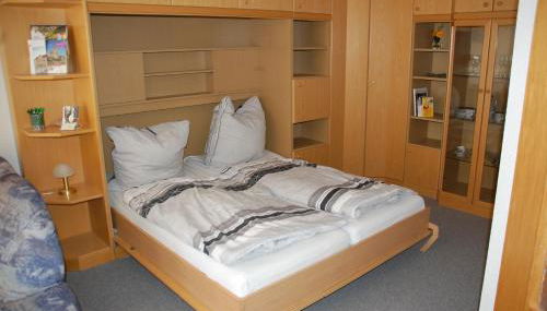 Garteneckchen - Foto 3, wardrobe