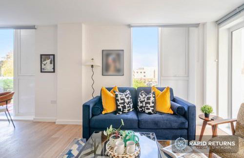 BRAND NEW! Modern & Spacious Serviced Apartments With FREE Parking & Gym by Rapid Returns - Professional Host - Foto 54