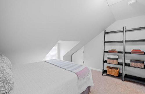 North End Single Family 4 Bed 2 Bath - Foto 38