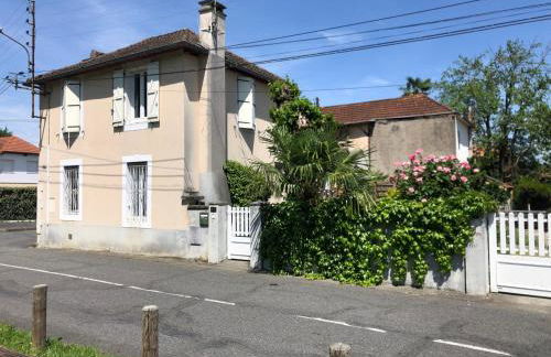 Petite maison avec terrasse - Foto 11